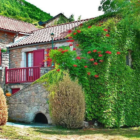 Hébergement de vacances La Maison Des Bois
